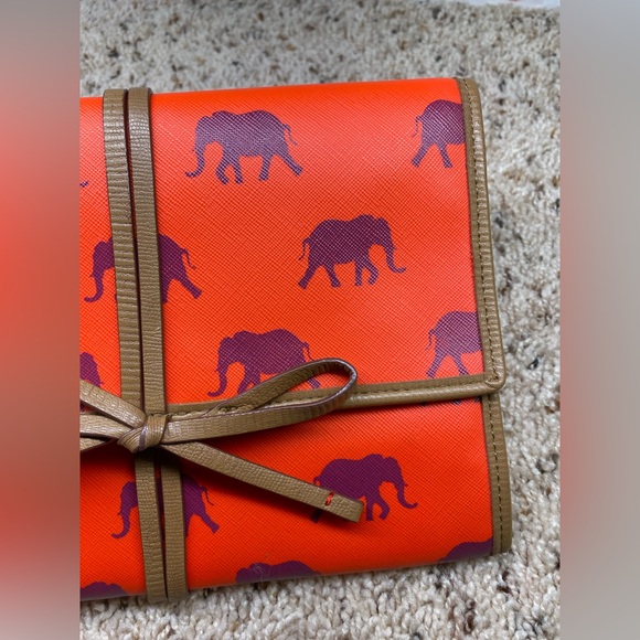 Stella & Dot jewelry case orange with Elephant Design - Picture 9 of 10